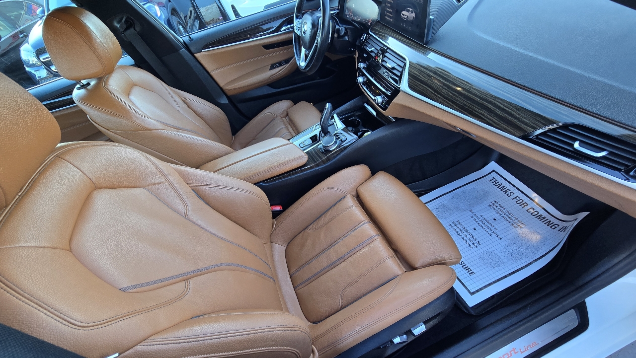 BMW 5-Series 530i xDrive 2020