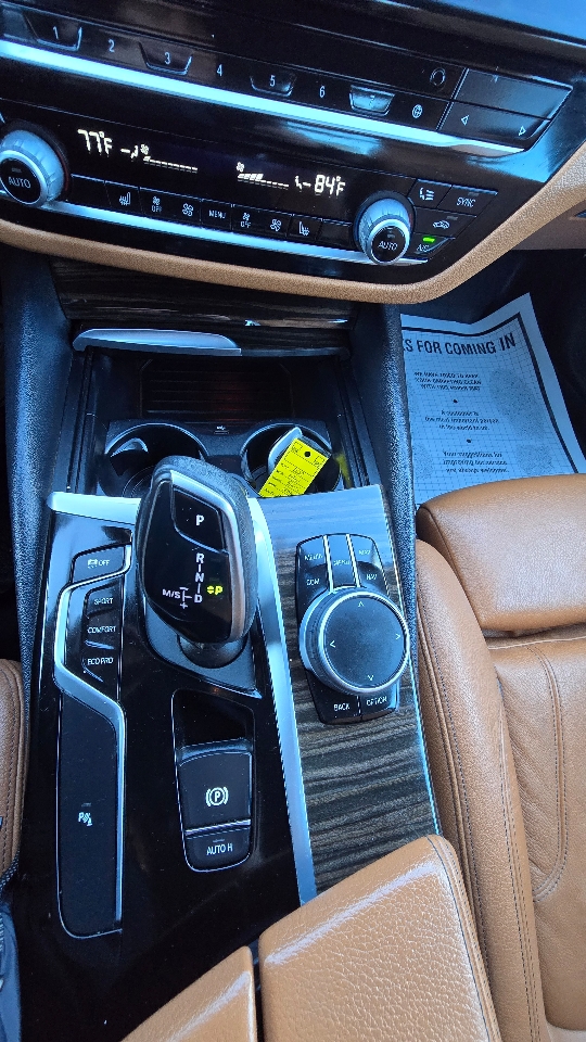 BMW 5-Series 530i xDrive 2020