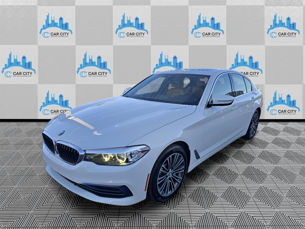 BMW 5-Series 530i xDrive 2020