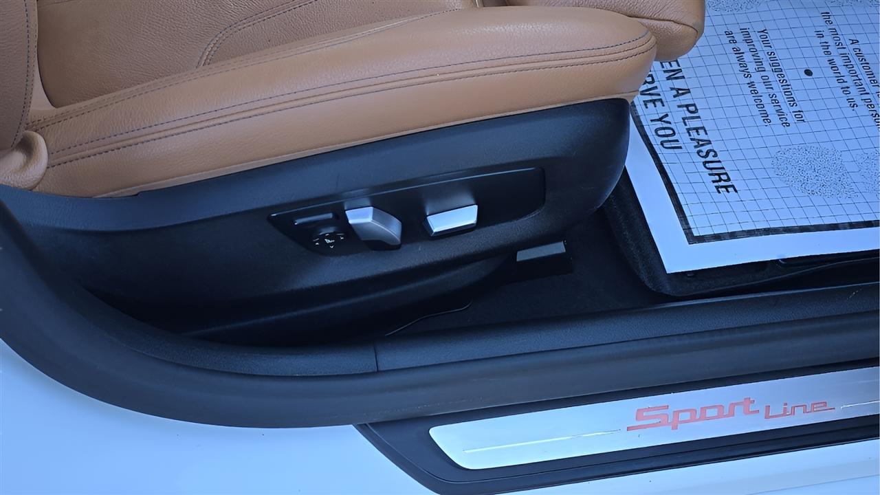 BMW 5-Series 530i xDrive 2020