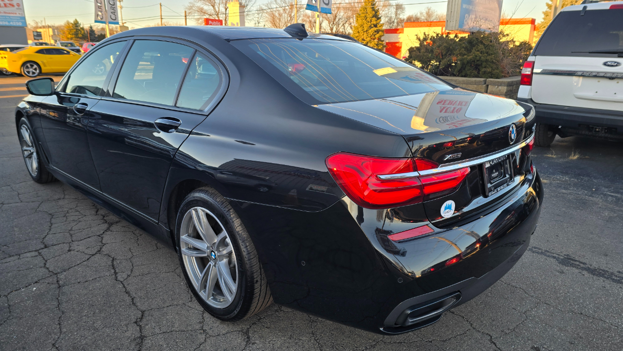 BMW 7-Series 750i xDrive 2019