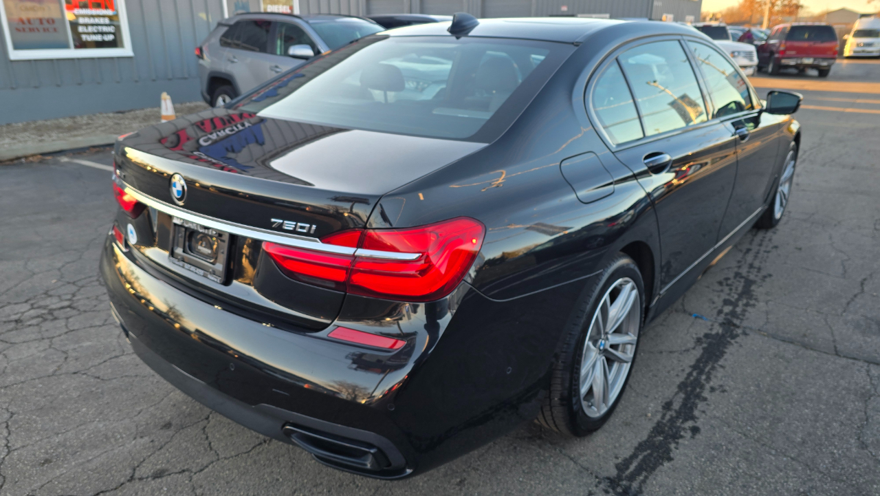 BMW 7-Series 750i xDrive 2019