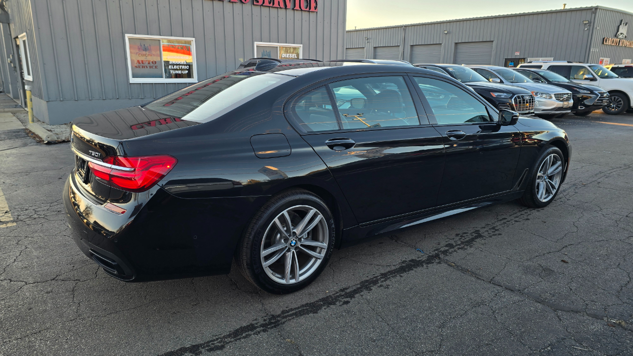 BMW 7-Series 750i xDrive 2019