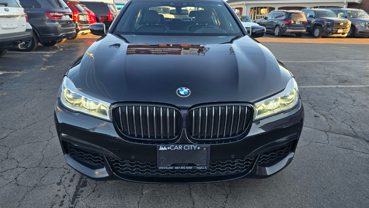 BMW 7-Series 750i xDrive 2019