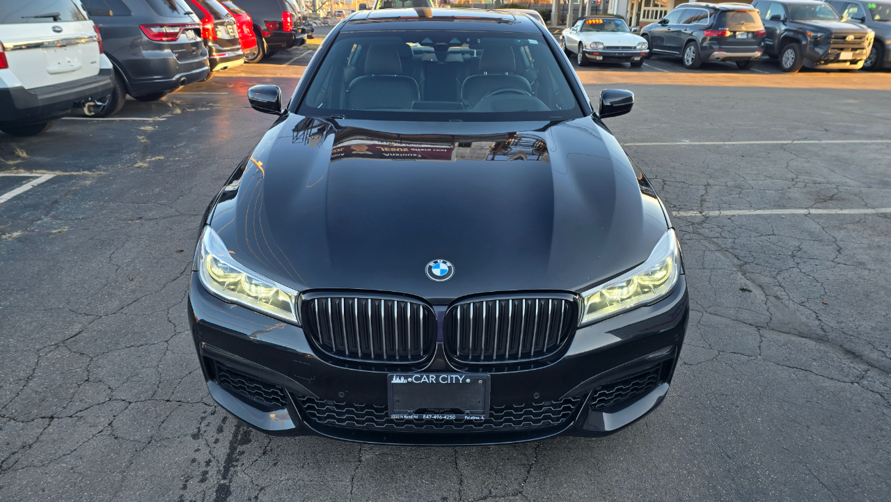 BMW 7-Series 750i xDrive 2019