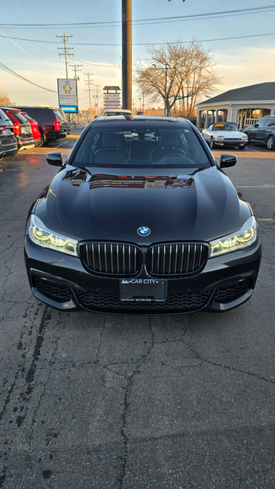 BMW 7-Series 750i xDrive 2019