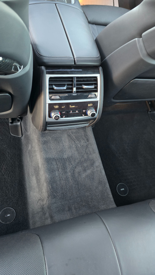 BMW 7-Series 750i xDrive 2019