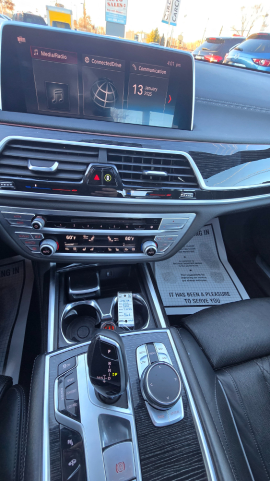 BMW 7-Series 750i xDrive 2019