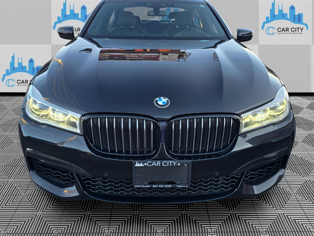 BMW 7-Series 750i xDrive 2019