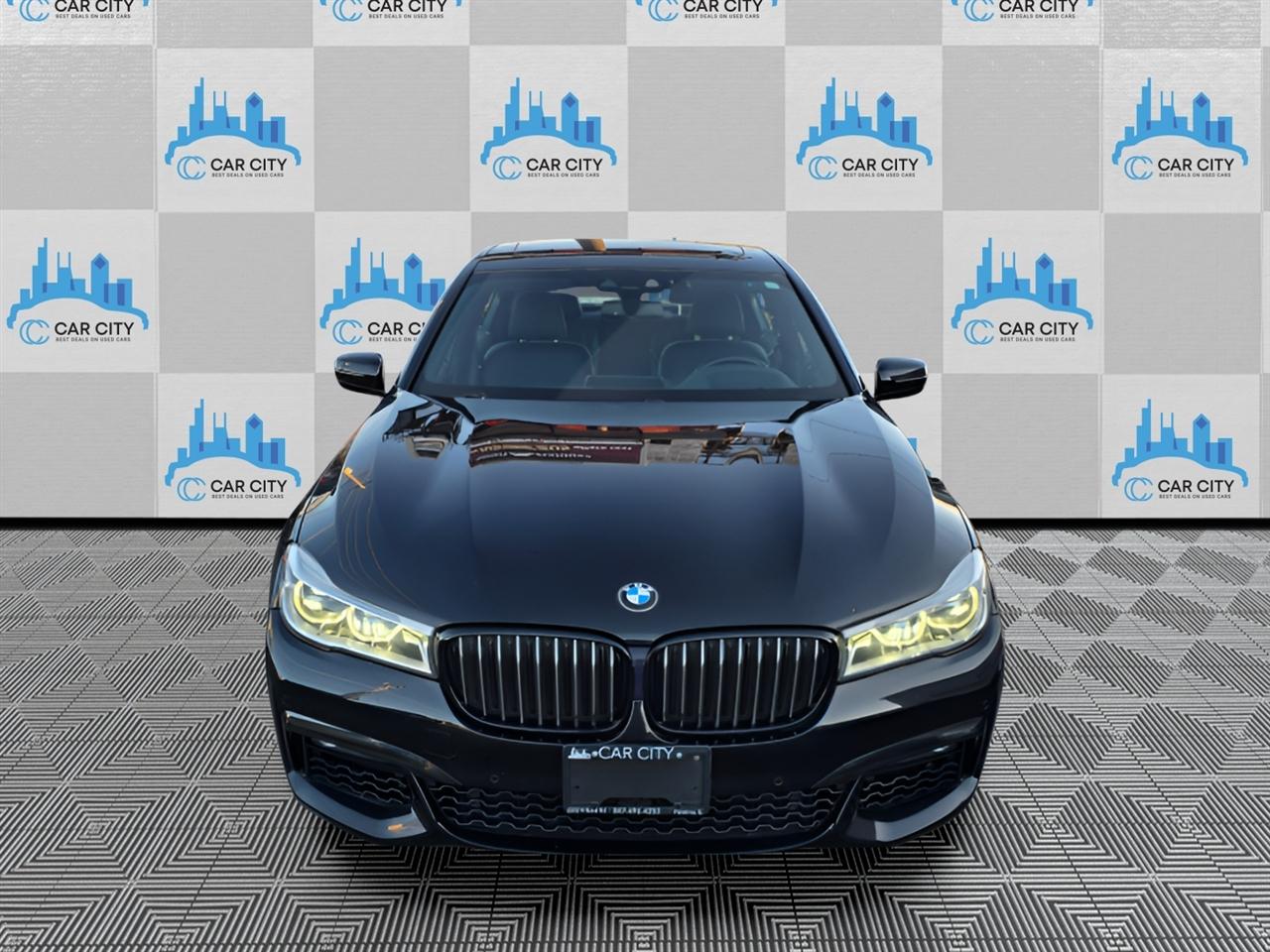 BMW 7-Series 750i xDrive 2019