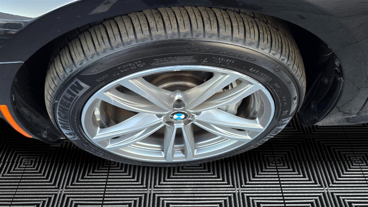 BMW 7-Series 750i xDrive 2019