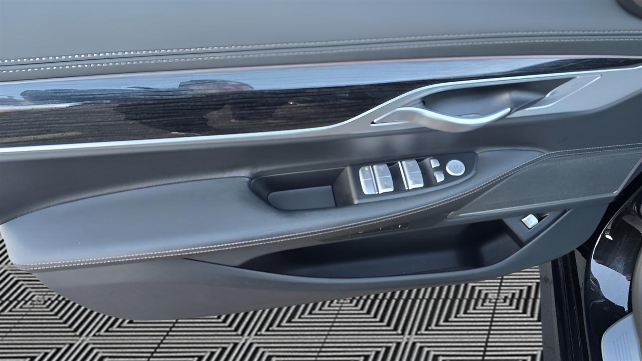 BMW 7-Series 750i xDrive 2019