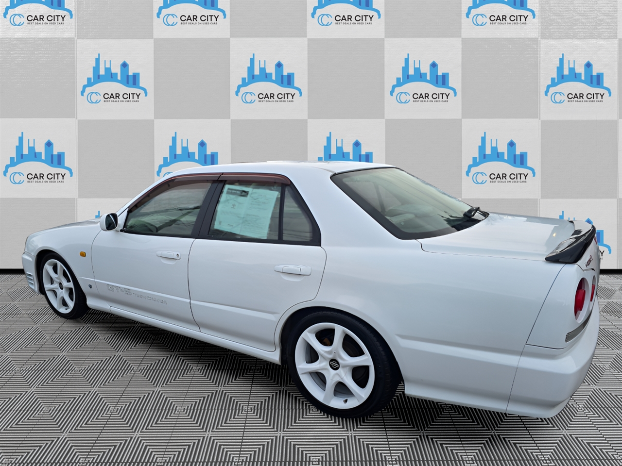 Nissan Skyline  1998