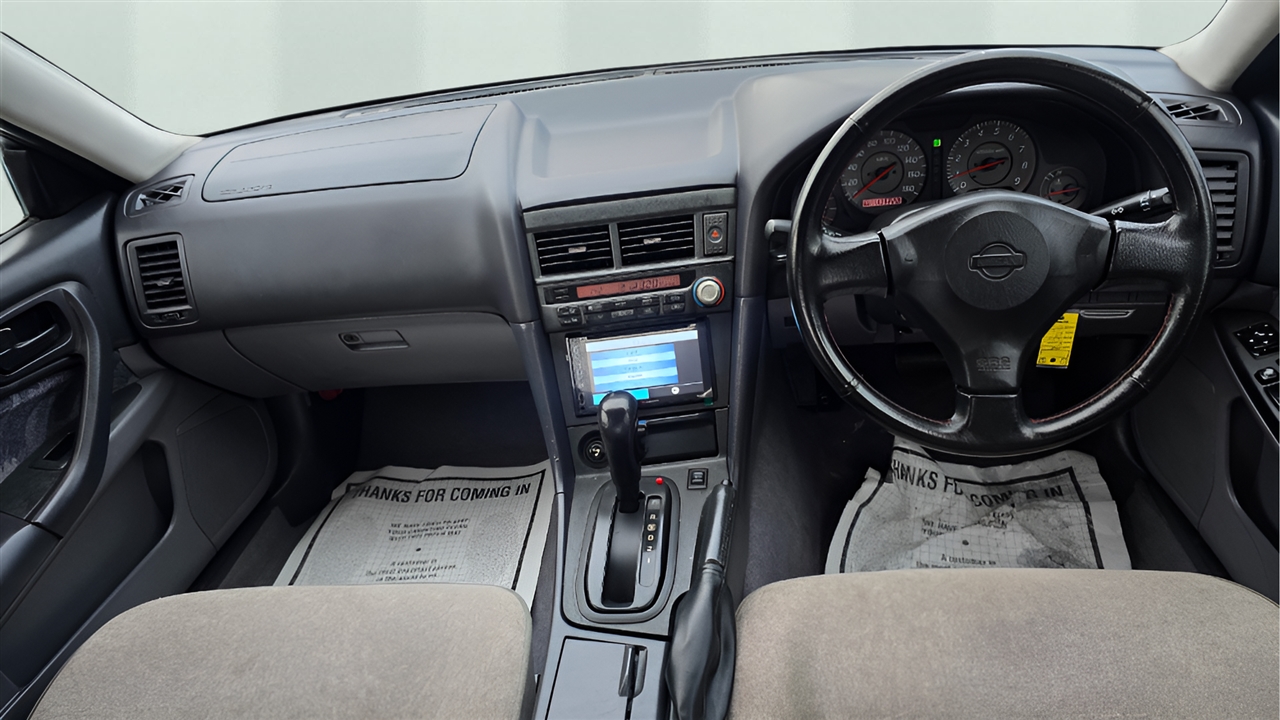 Nissan Skyline  1998