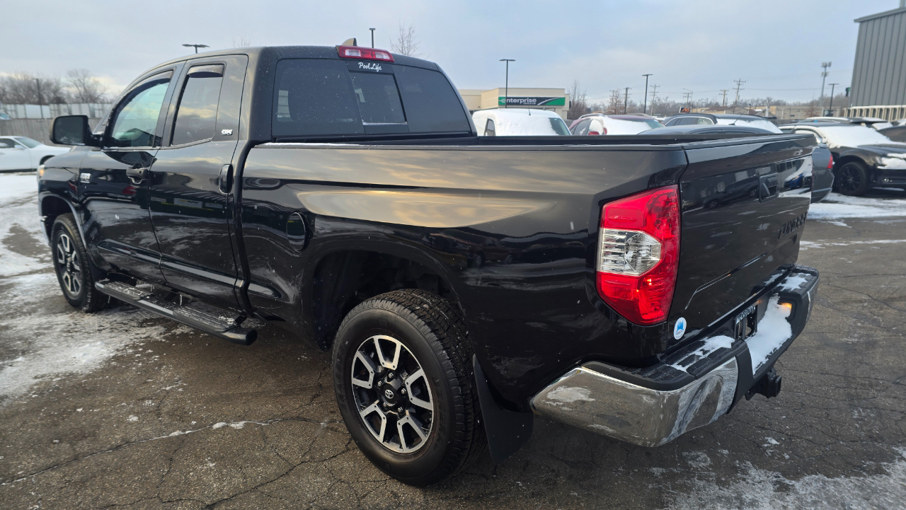 Toyota Tundra SR5 5.7L V8 Double Cab 4WD 2020