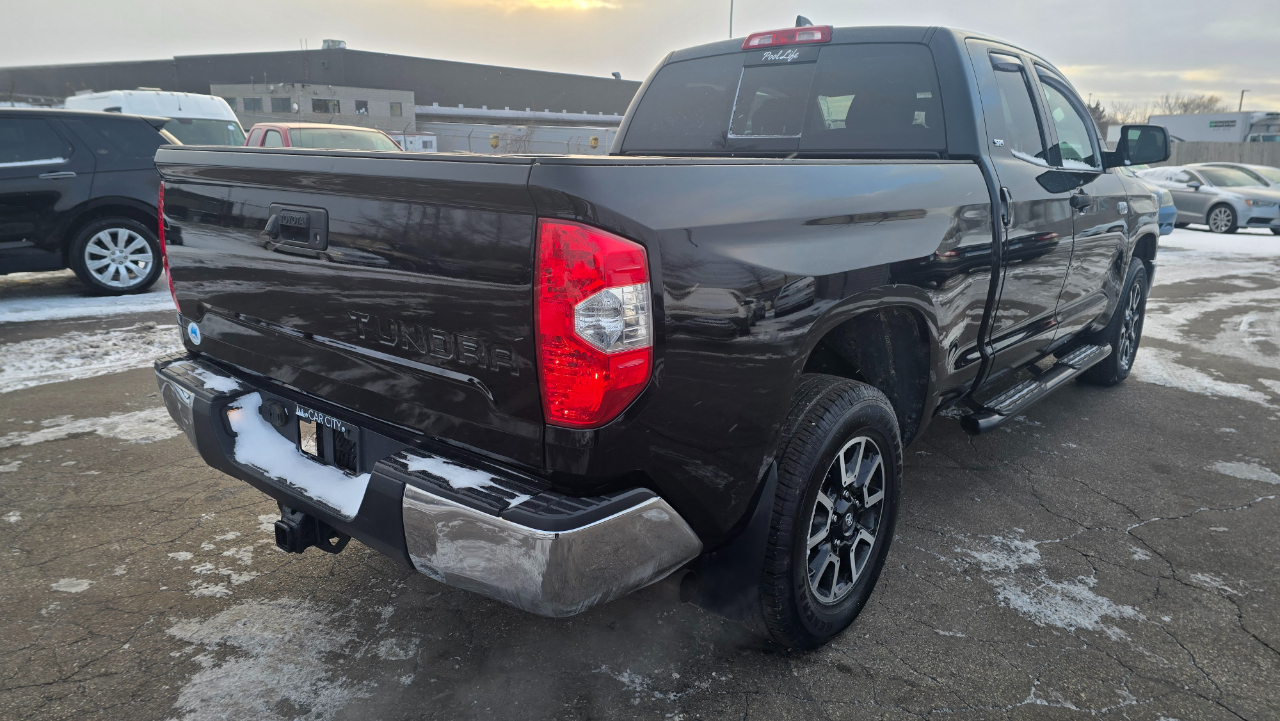 Toyota Tundra SR5 5.7L V8 Double Cab 4WD 2020