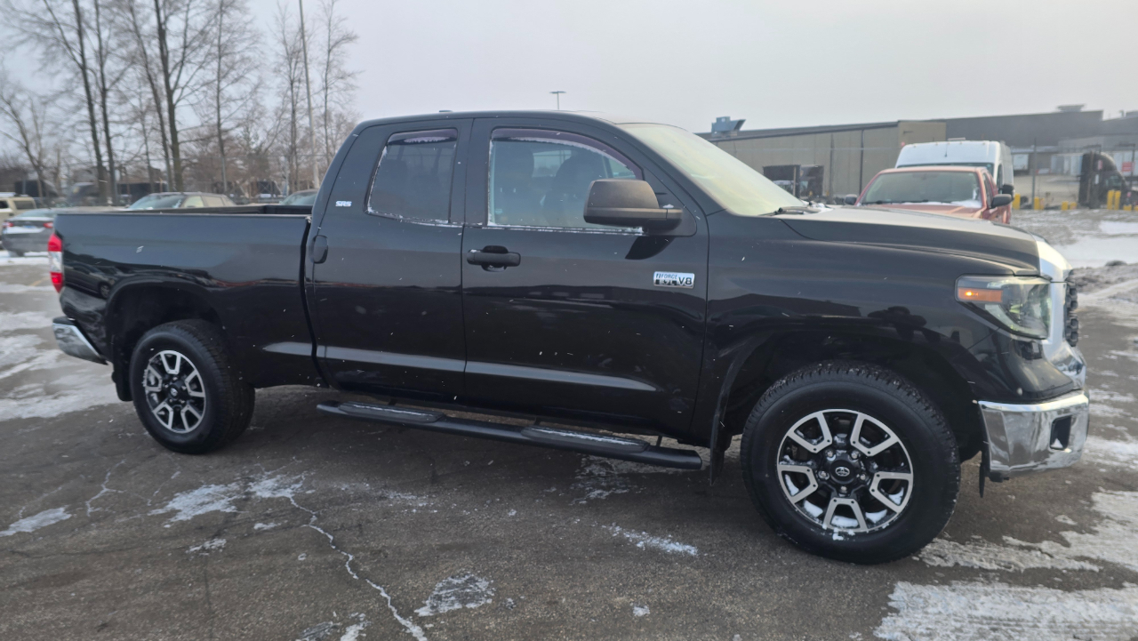 Toyota Tundra SR5 5.7L V8 Double Cab 4WD 2020