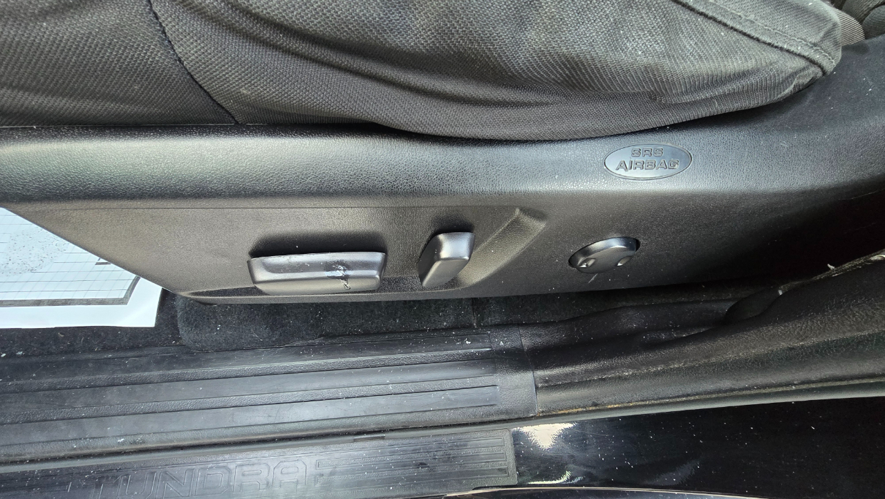 Toyota Tundra SR5 5.7L V8 Double Cab 4WD 2020