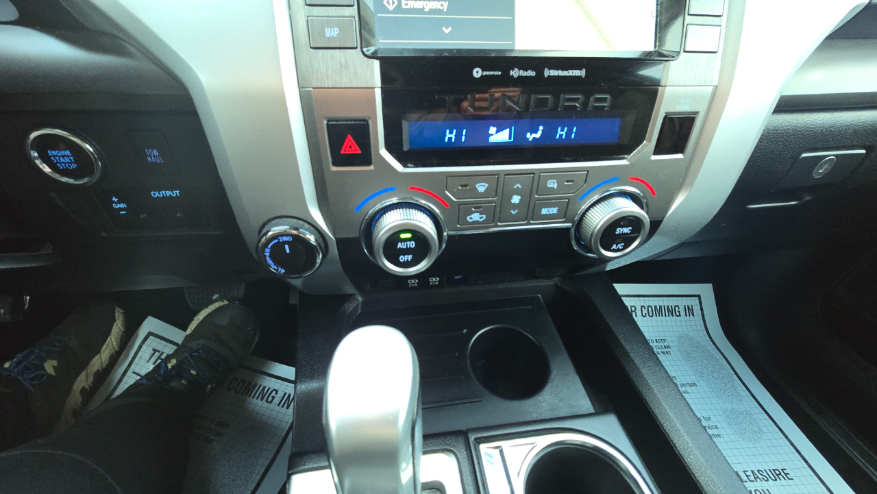 Toyota Tundra SR5 5.7L V8 Double Cab 4WD 2020