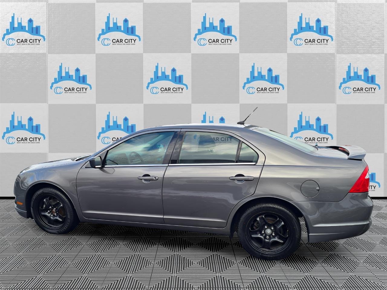Ford Fusion SE 2010