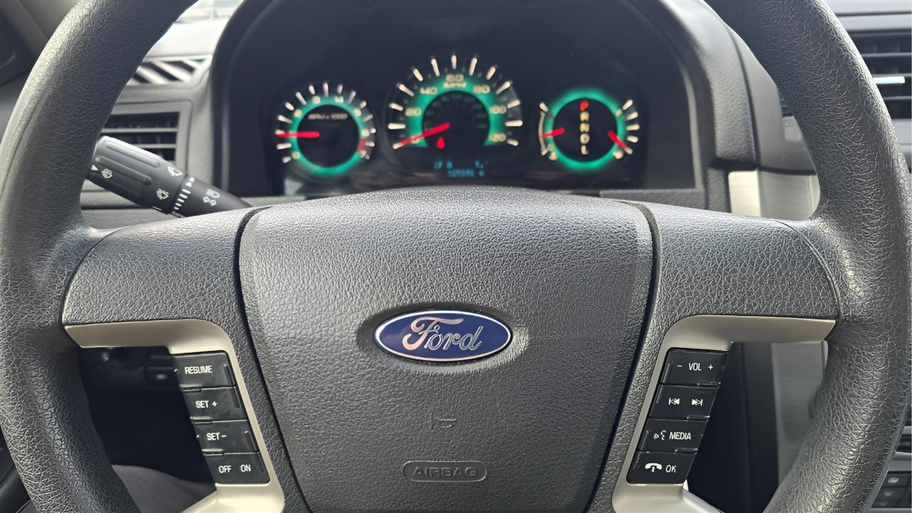 Ford Fusion SE 2010
