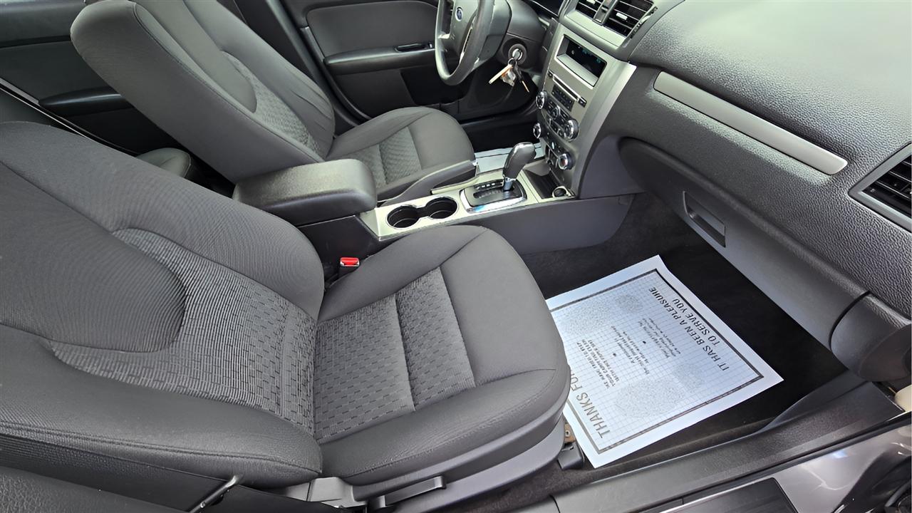 Ford Fusion SE 2010