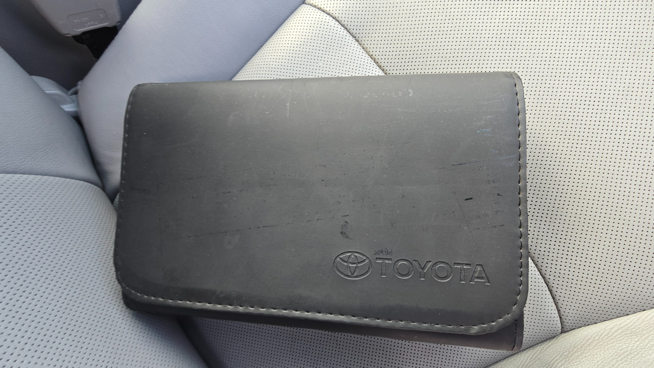 Toyota Highlander Limited 4WD 2012