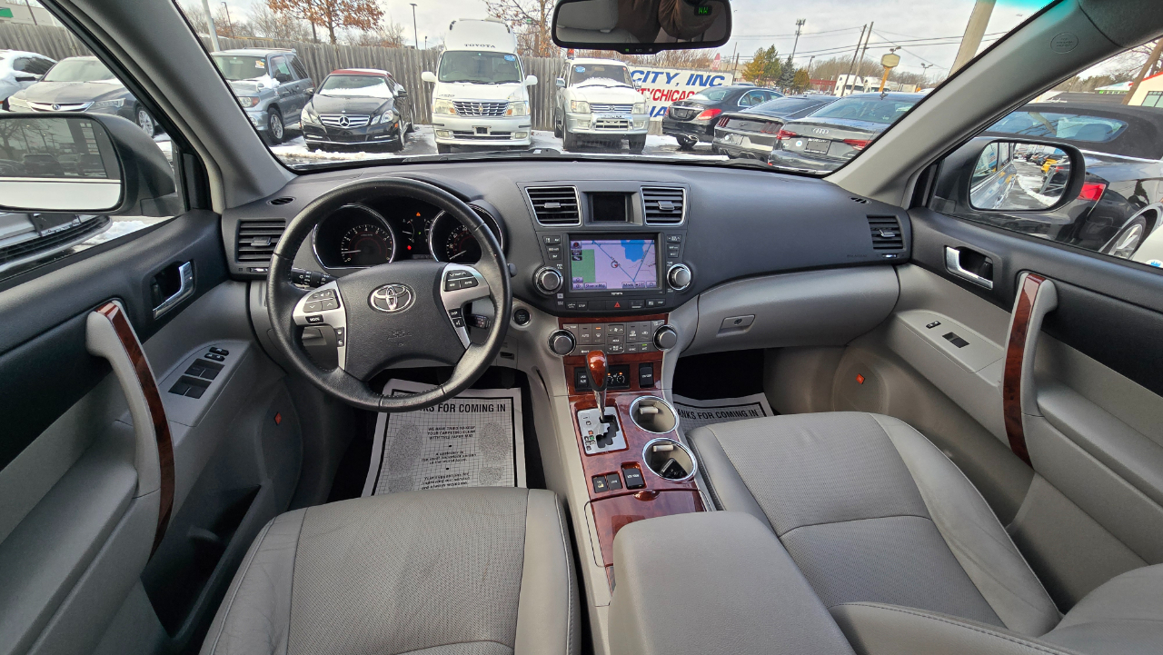Toyota Highlander Limited 4WD 2012