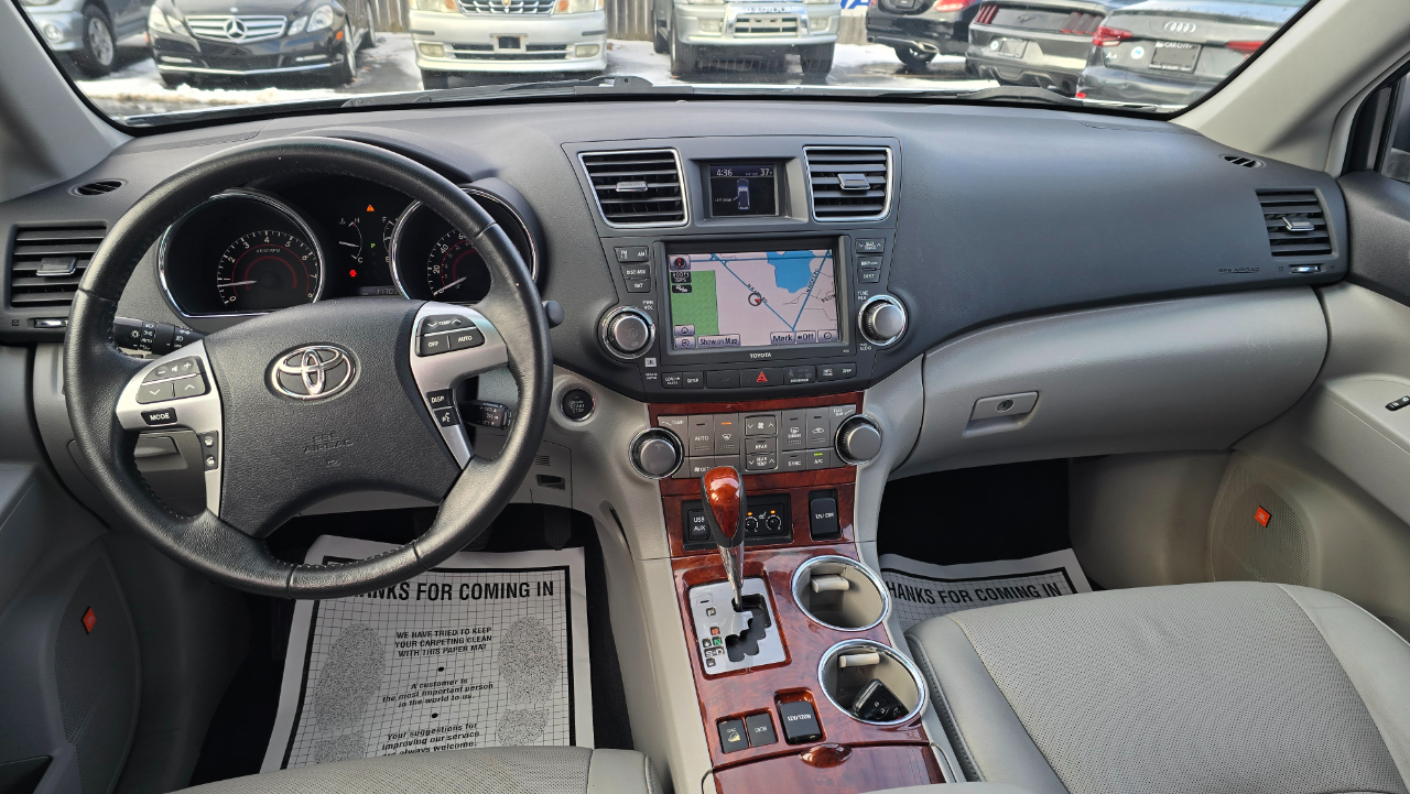 Toyota Highlander Limited 4WD 2012