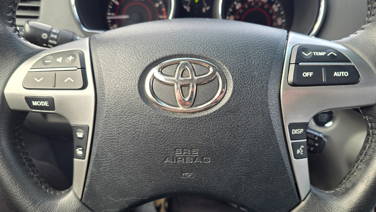 Toyota Highlander Limited 4WD 2012