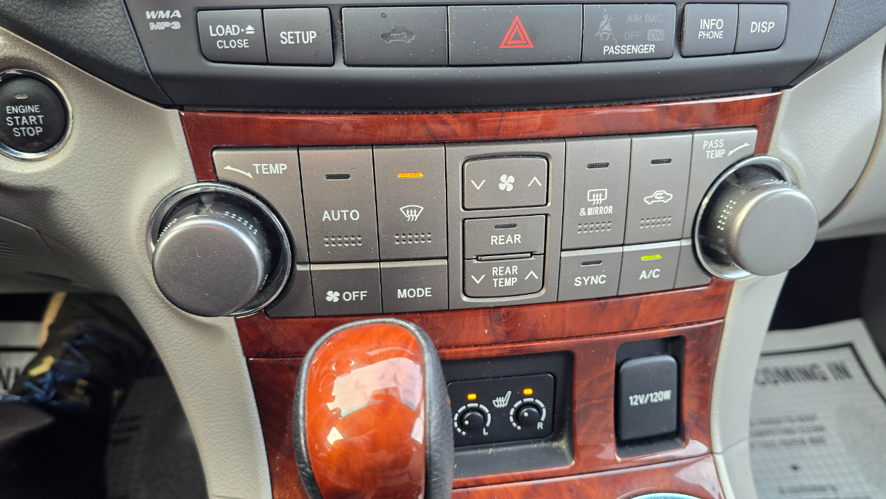 Toyota Highlander Limited 4WD 2012