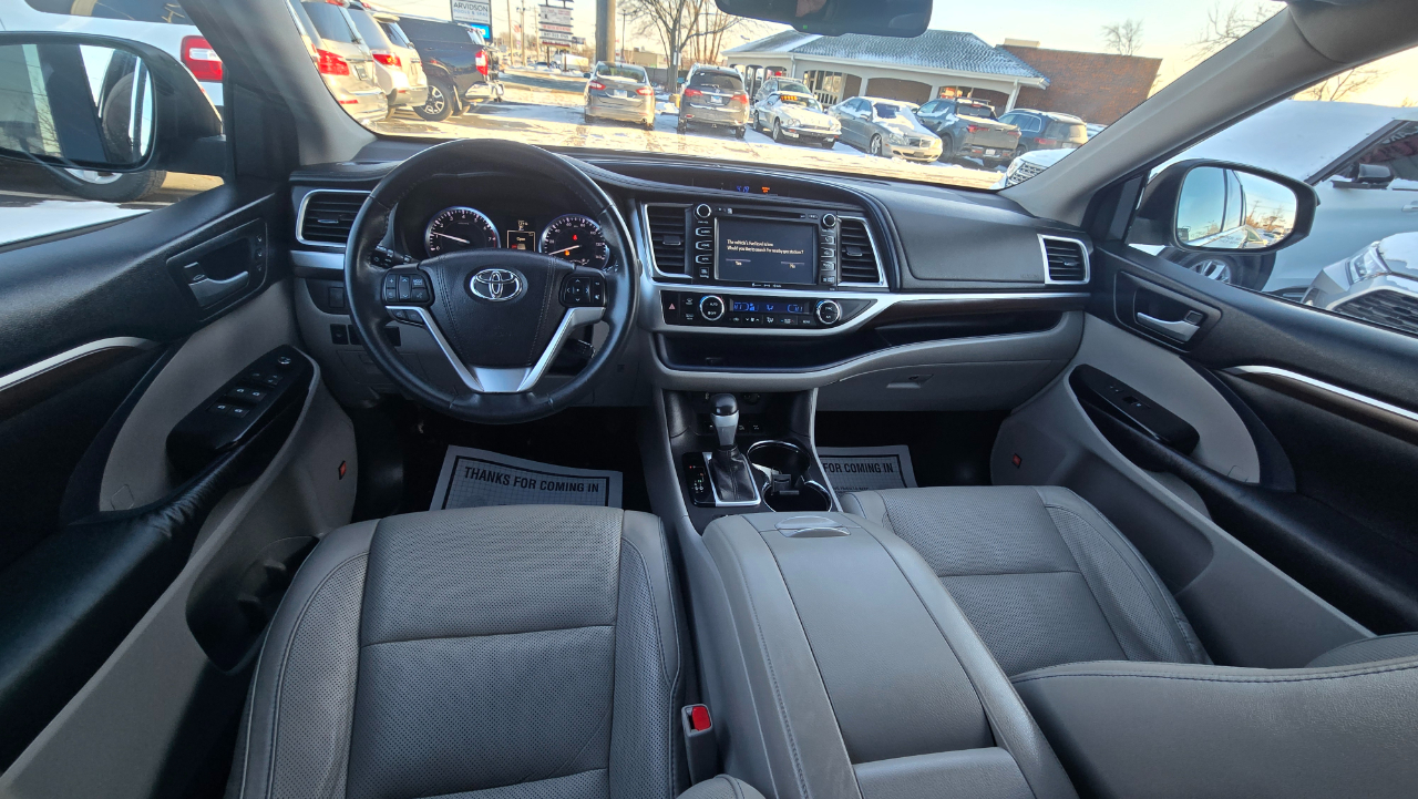 Toyota Highlander Limited AWD V6 2016