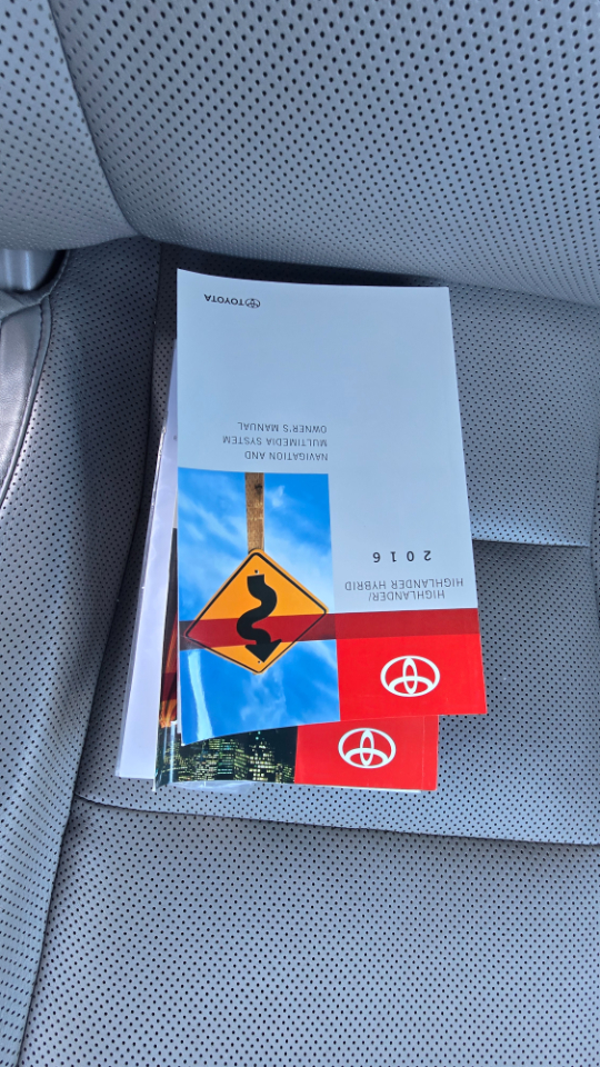 Toyota Highlander Limited AWD V6 2016