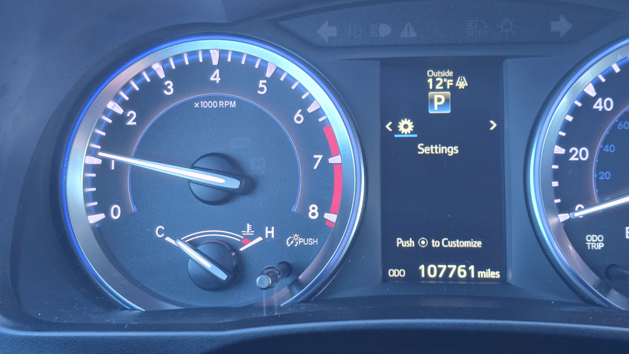 Toyota Highlander Limited AWD V6 2016