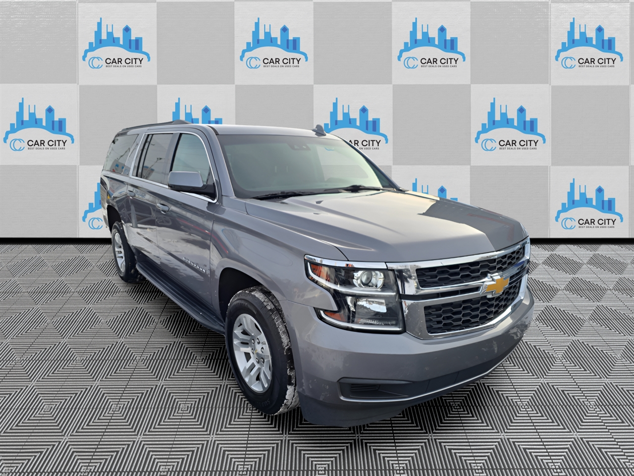 Chevrolet Suburban LT 4WD 2020