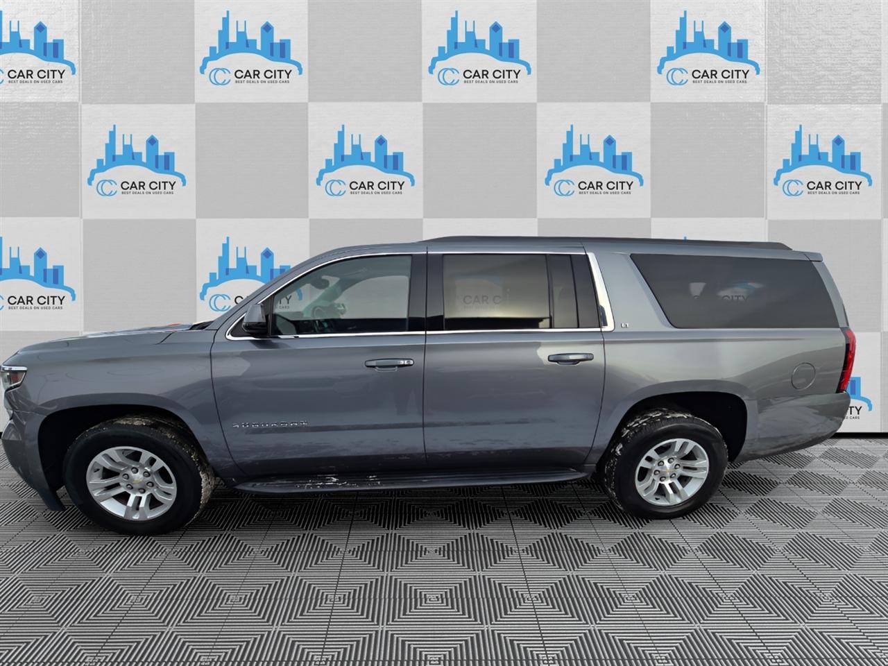 Chevrolet Suburban LT 4WD 2020