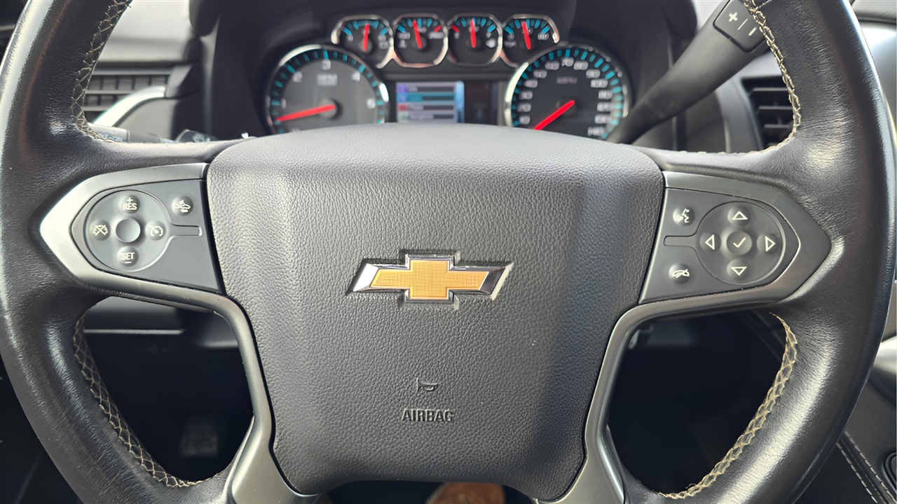 Chevrolet Suburban LT 4WD 2020