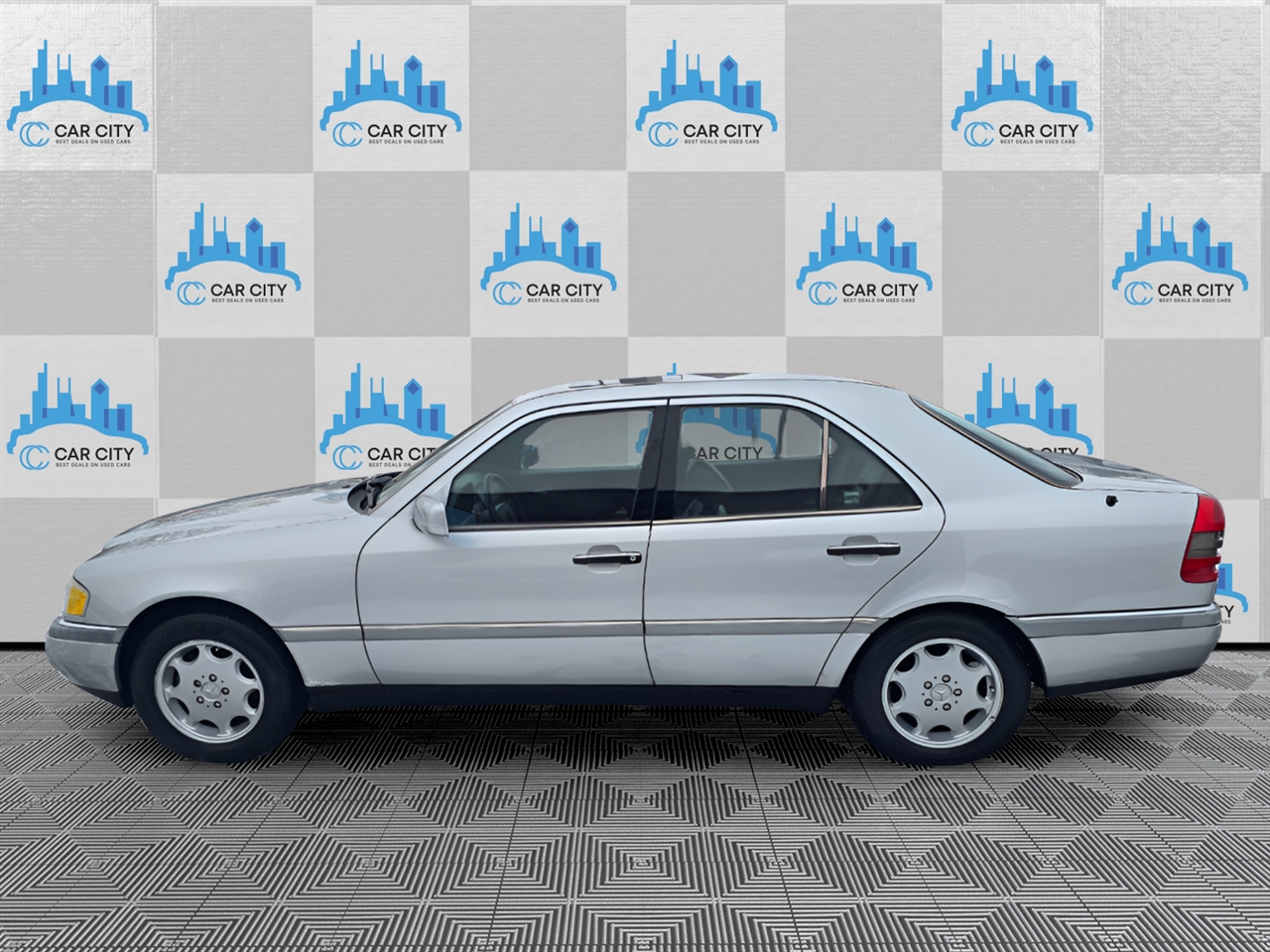 Mercedes-Benz C-Class C280 1994