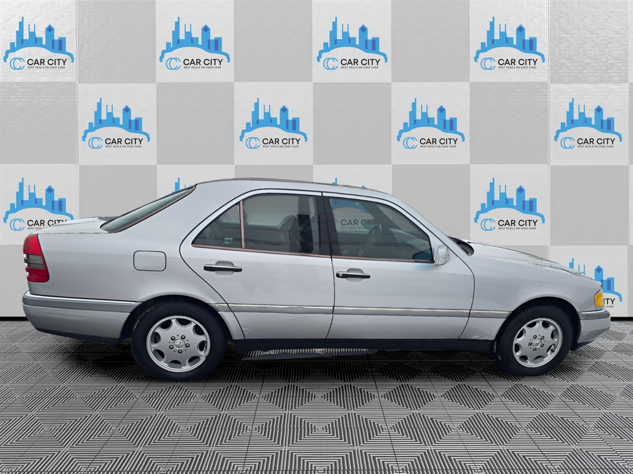 Mercedes-Benz C-Class C280 1994