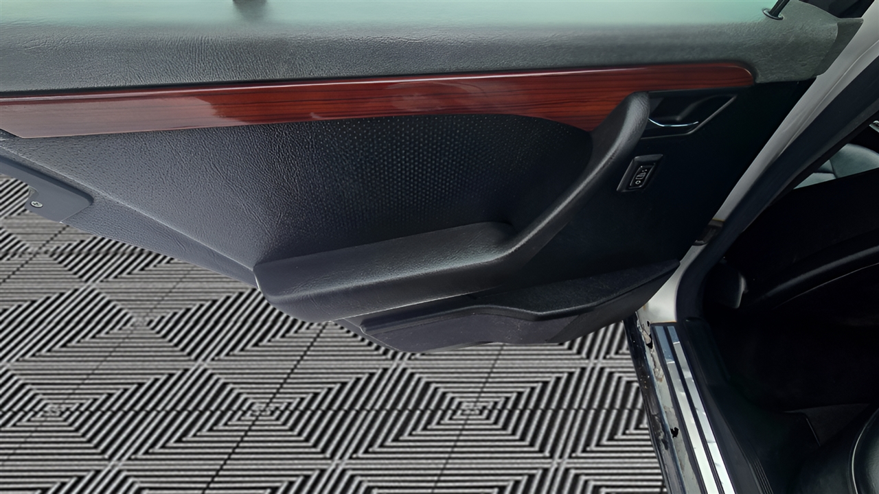 Mercedes-Benz C-Class C280 1994