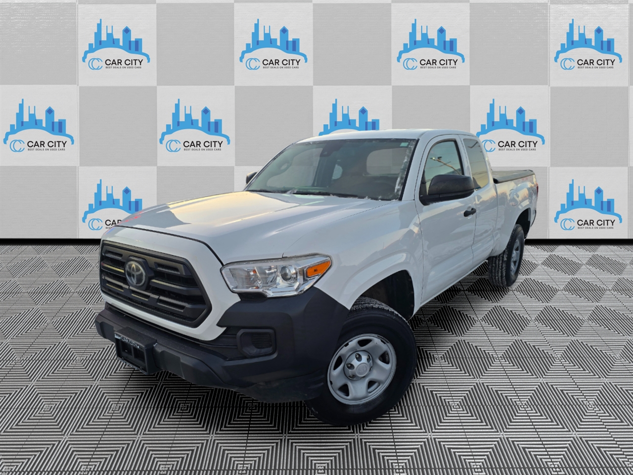 Toyota Tacoma SR5 Access Cab I4 6AT 4WD 2019