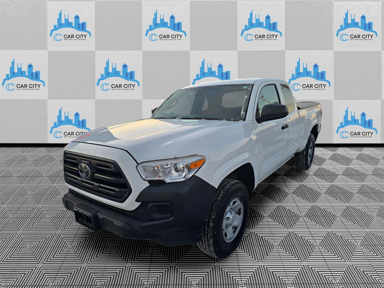 Toyota Tacoma SR5 Access Cab I4 6AT 4WD 2019