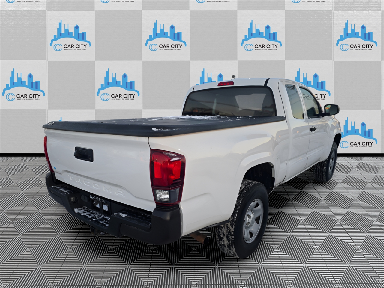 Toyota Tacoma SR5 Access Cab I4 6AT 4WD 2019