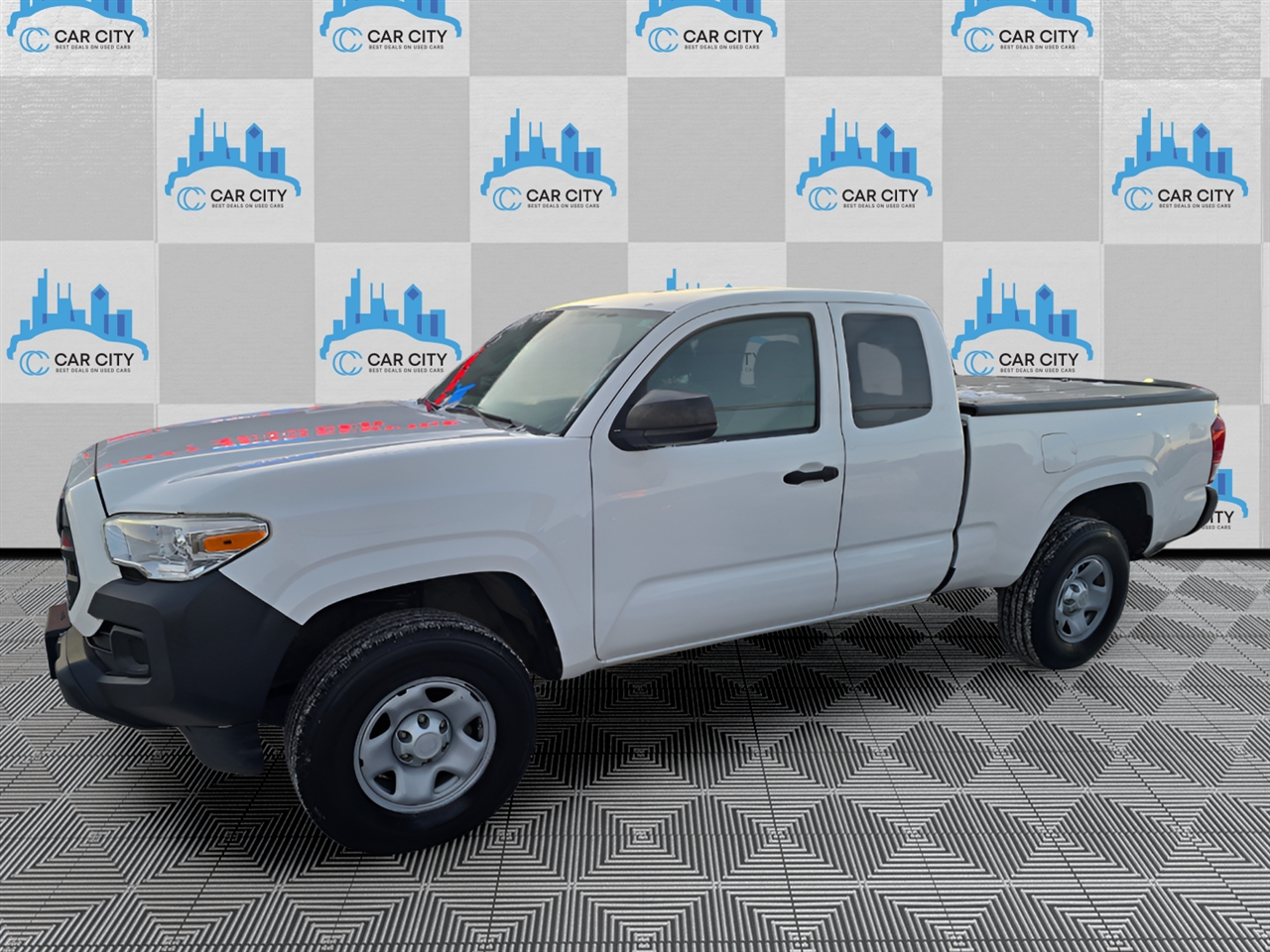 Toyota Tacoma SR5 Access Cab I4 6AT 4WD 2019