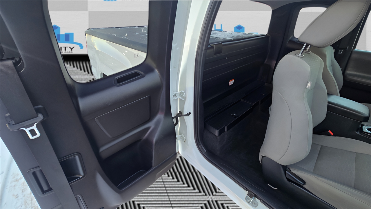 Toyota Tacoma SR5 Access Cab I4 6AT 4WD 2019