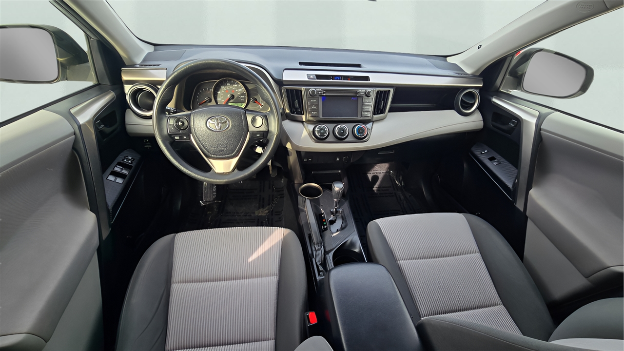 Toyota RAV4 LE FWD 2013