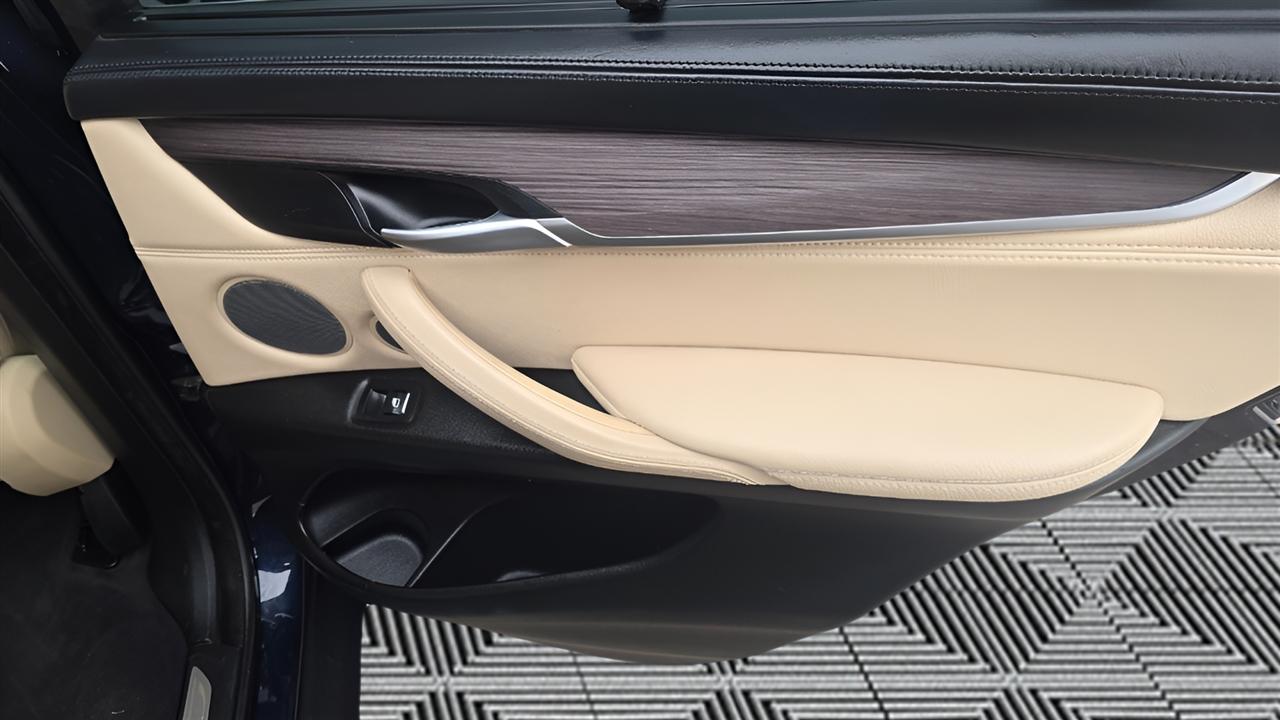 BMW X5 xDrive50i 2016