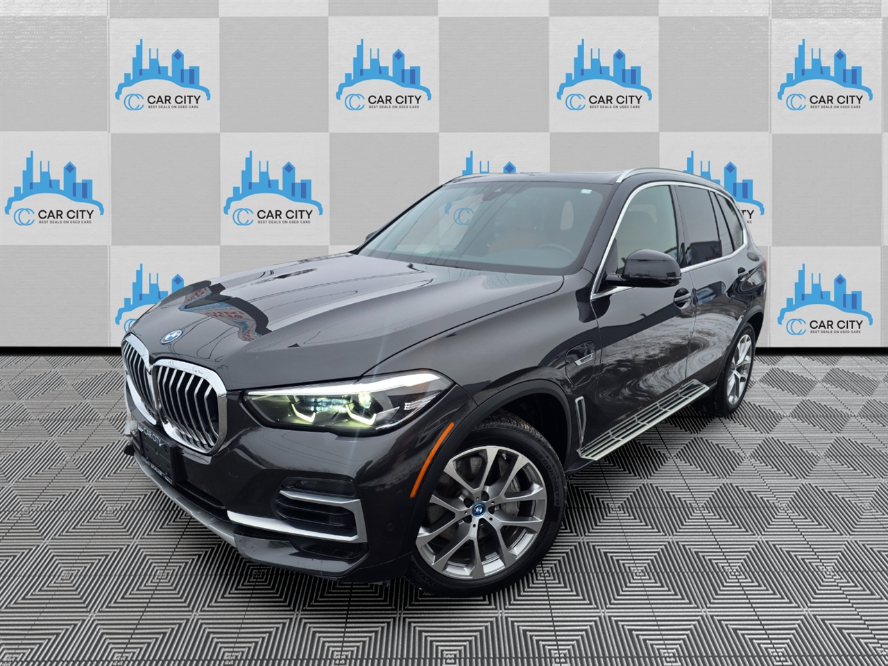2023 BMW X5 xDrive45e