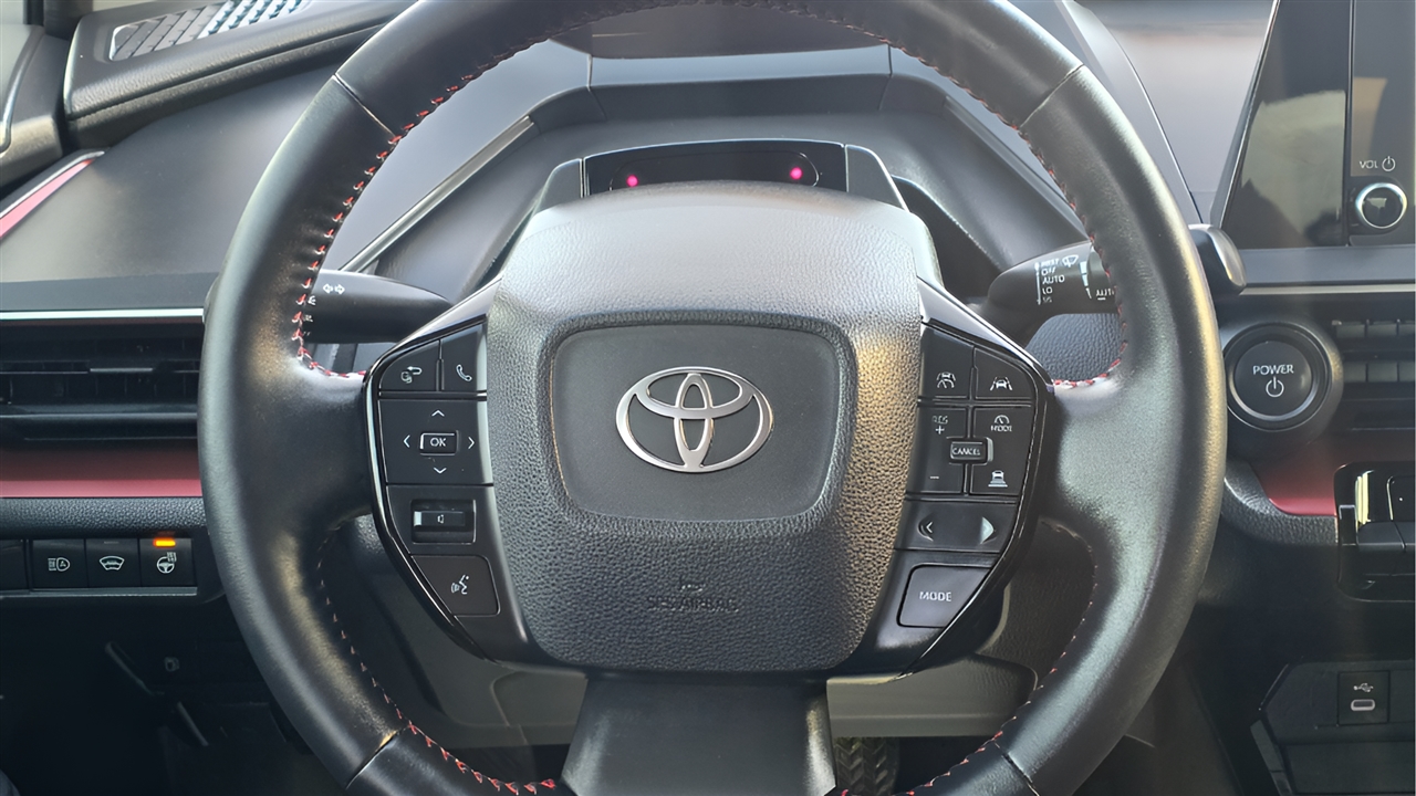 Toyota Prius  2024