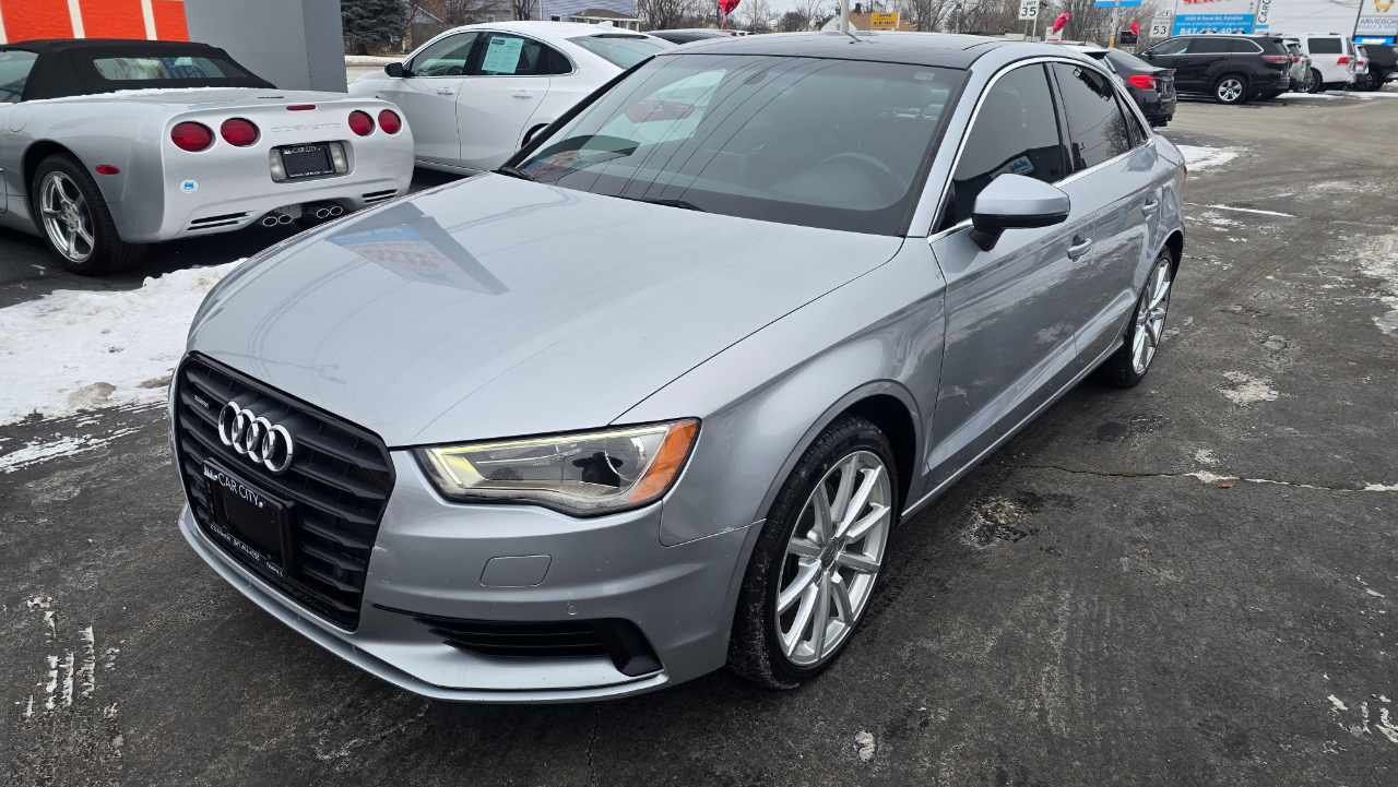 Audi A3 2.0T Premium Sedan quattro S tronic 2015